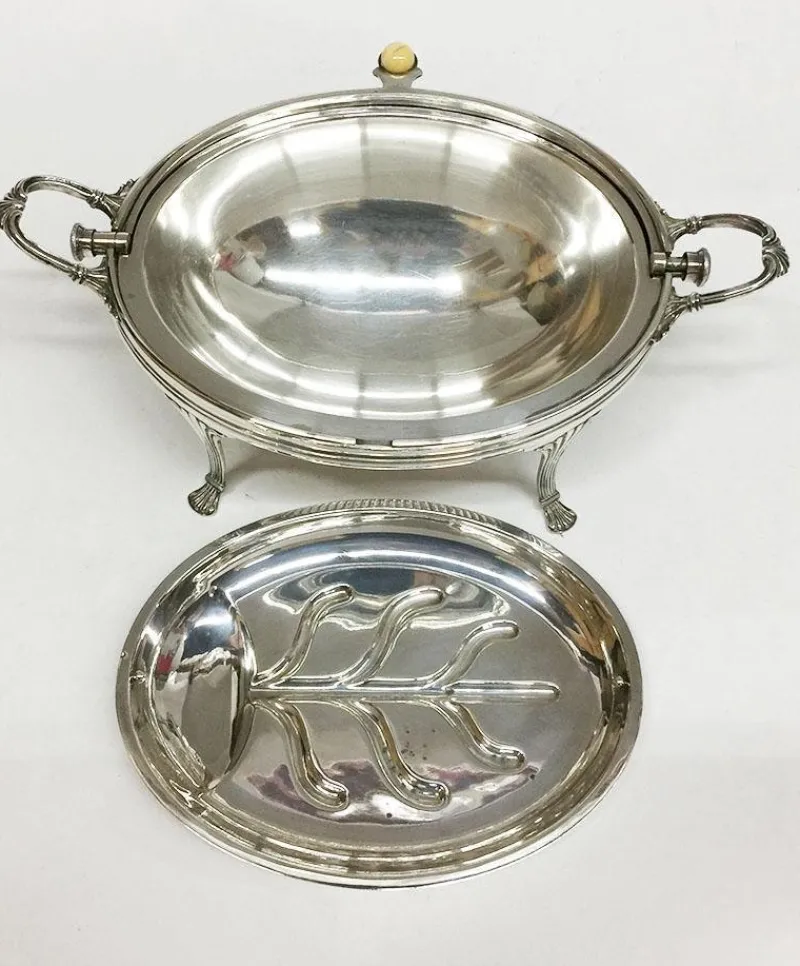 Pamono Oval Silver Plated Oyster Dish With Tilting Lid from Cooper Brothers Sheffield> Serving Dishes