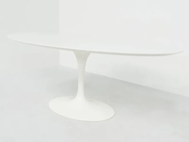 Pamono Oval Tulip Dining Table by Eero Saarinen for Knoll International, 1980s