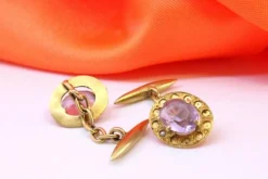 Pamono Oval-Shaped Gold Cufflinks with Reliefs and Amethysts, Set of 2> Cufflinks