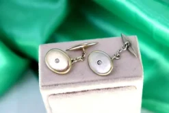 Pamono Oval-Shaped White Gold Cufflinks with Two Brilliant-Cut Diamonds, Set of 2> Cufflinks