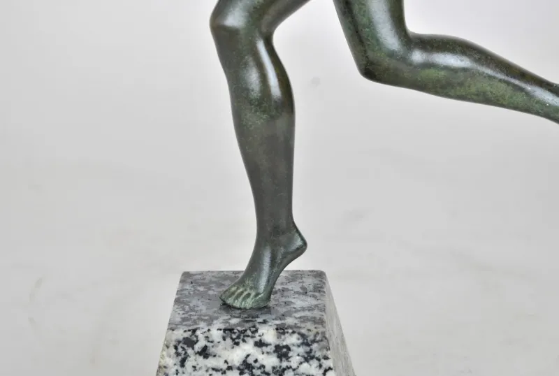 Outlet Pamono P Le Faguays, Art Deco Woman with Ball, 20th Century, Bronze