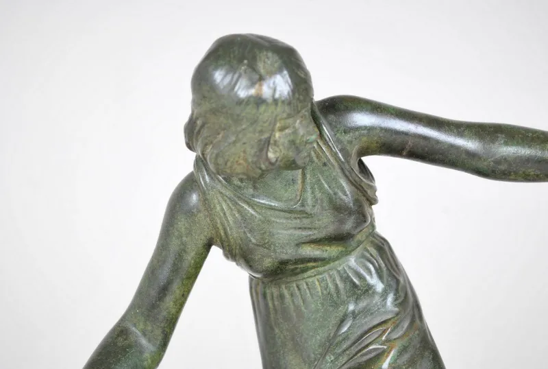 Outlet Pamono P Le Faguays, Art Deco Woman with Ball, 20th Century, Bronze