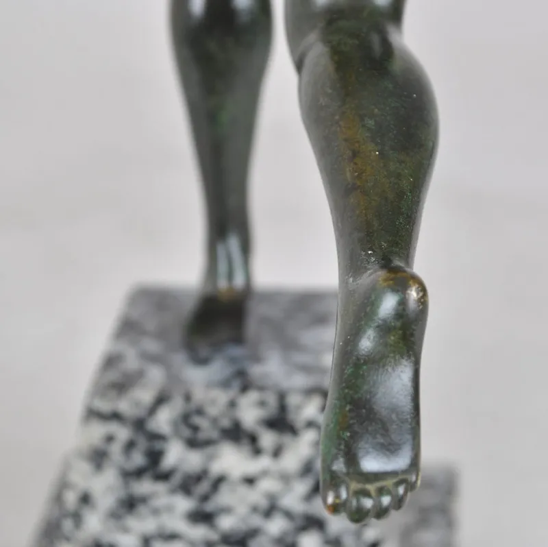 Outlet Pamono P Le Faguays, Art Deco Woman with Ball, 20th Century, Bronze