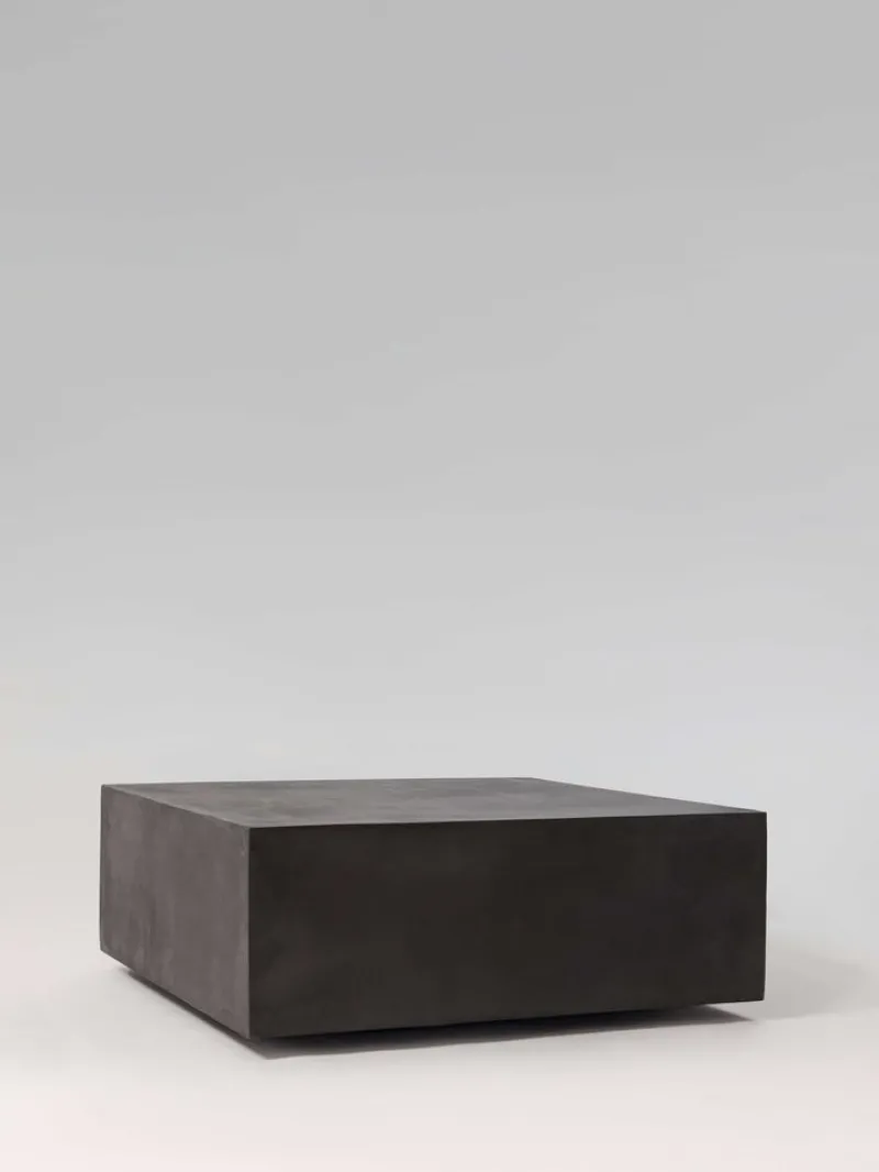 Pamono Pablō Table from PLATŌ