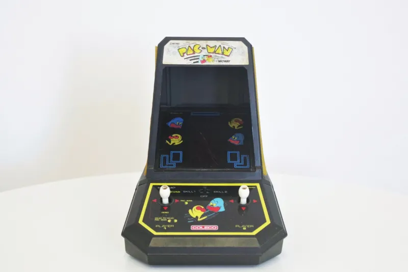 Pamono Pac-Man Arcade Minigame from Coleco, 1980s