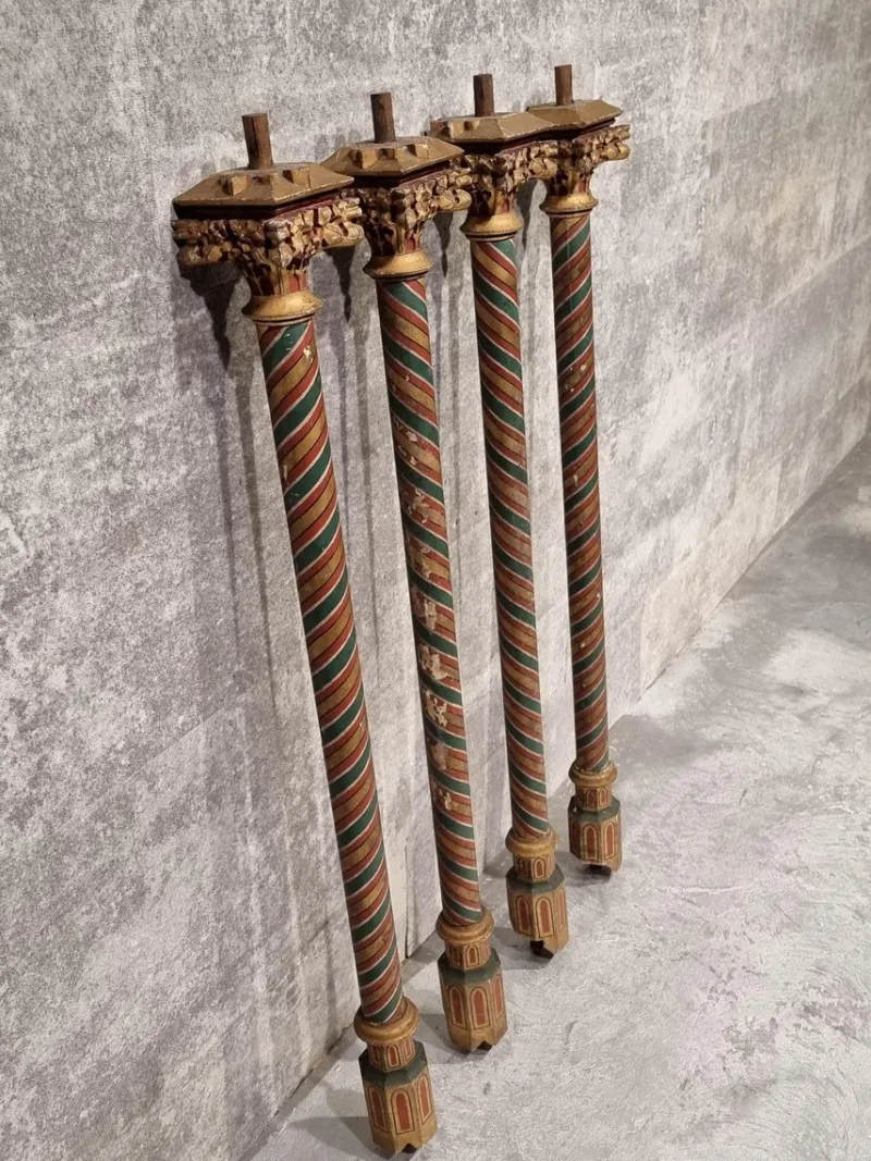 Sale Pamono Painted and Gilded Wood Corinthian Columns, Set of 4