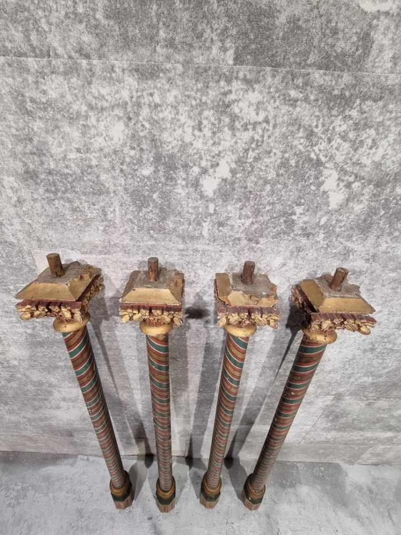 Sale Pamono Painted and Gilded Wood Corinthian Columns, Set of 4