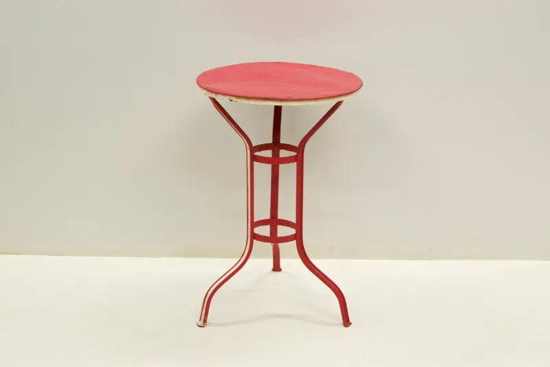 Pamono Painted Iron Garden Table in Cotton Candy Style, 1960s> Garden Tables