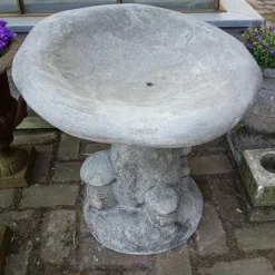 Pamono Patinated Gray Concrete Mushrooms Chairs> Garden Accessories