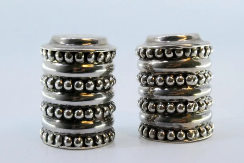 Pamono Pearlized Silver Salt and Pepper Shakers, Set of 2> Salt & Pepper Shakers