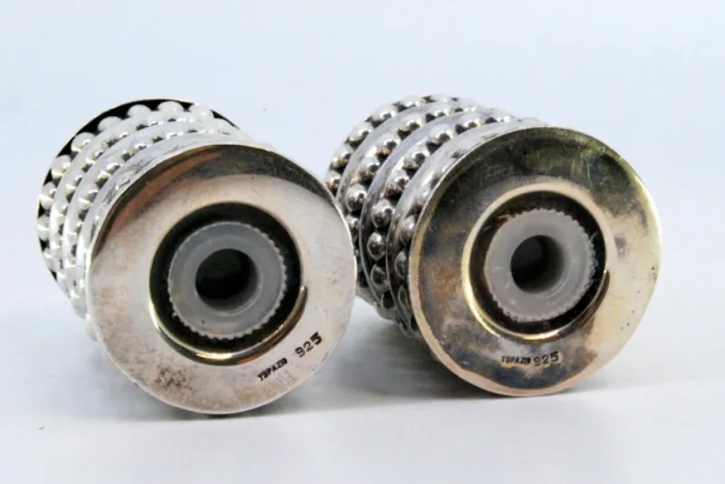 Pamono Pearlized Silver Salt and Pepper Shakers, Set of 2> Salt & Pepper Shakers