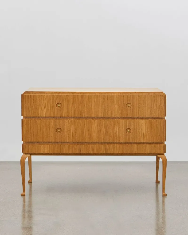 Pamono PH Grand Chest of Drawers, Wood Legs, Natural Oak Veneer, White Ash Wood Drawers> Storage