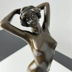 Sale Pamono Philips, Art Deco Sculpture of a Nude Woman, 20th Century, Bronze