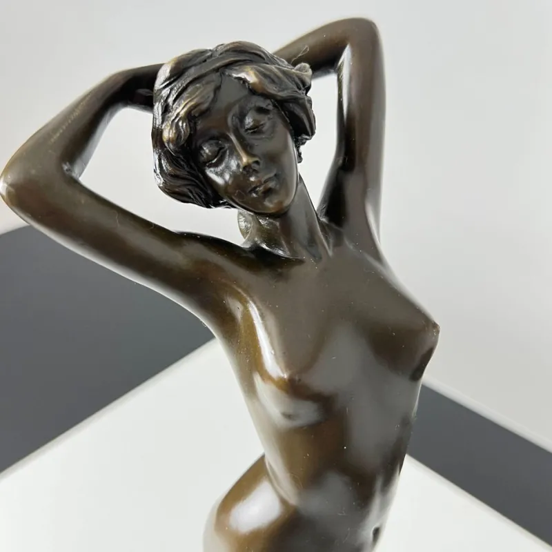 Sale Pamono Philips, Art Deco Sculpture of a Nude Woman, 20th Century, Bronze