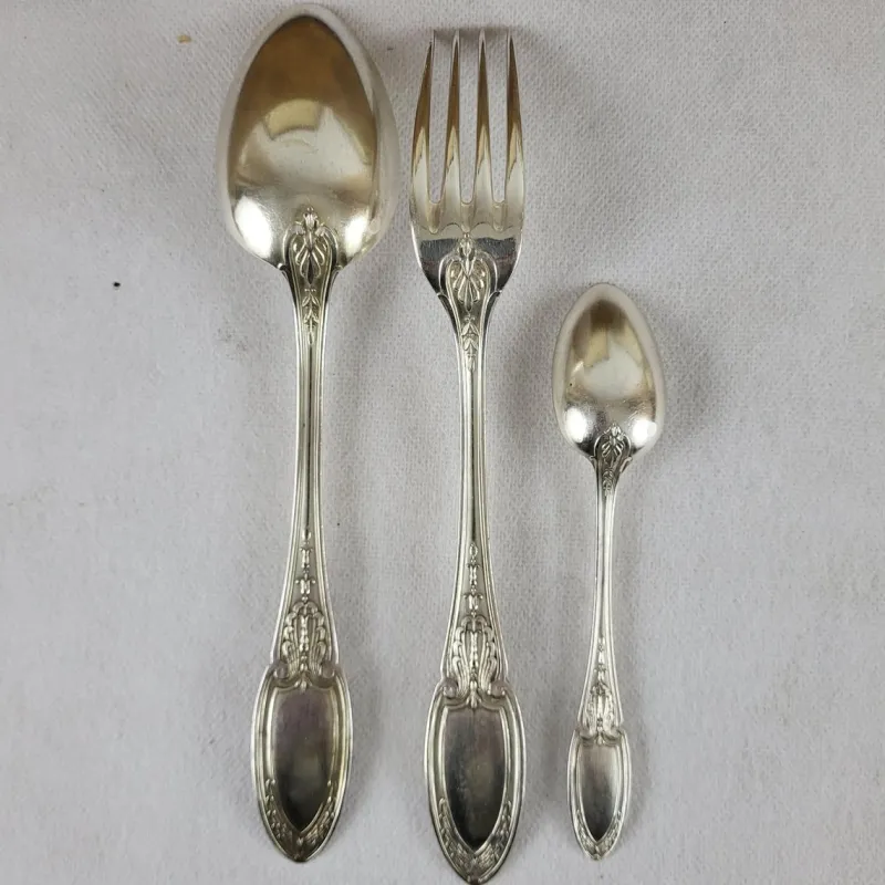 Sale Pamono 61-Piece Cutlery Set in Silver-Plated Metal from Maison Ercuis, Set of 61