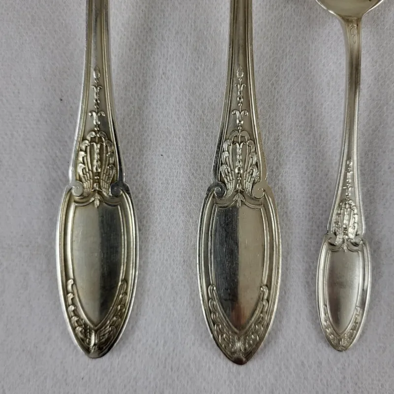 Sale Pamono 61-Piece Cutlery Set in Silver-Plated Metal from Maison Ercuis, Set of 61