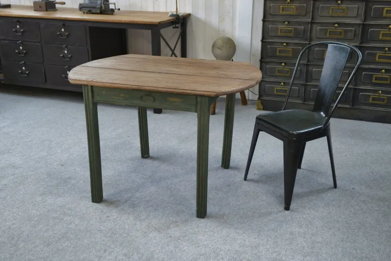 Pamono Pine Table with Green Patinated Base, 1960s> Dining Tables & Sets