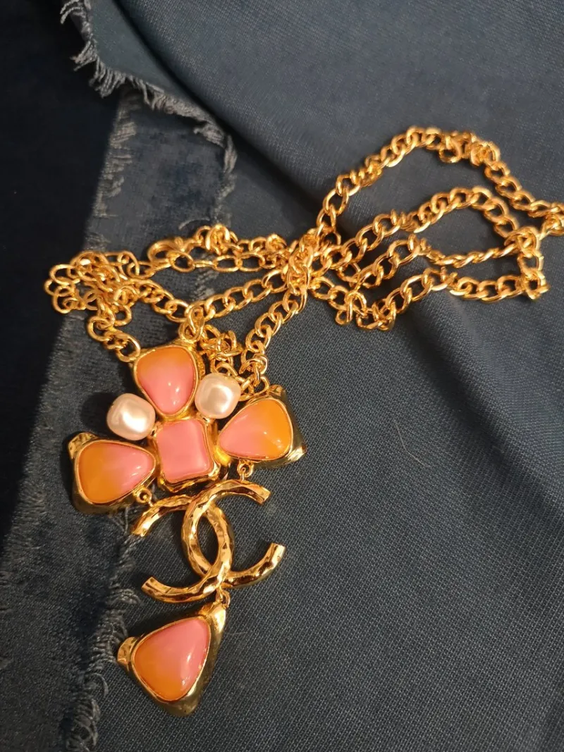 Pamono Pink and Gold Chanel Necklace Pendant from Chanel> Necklaces