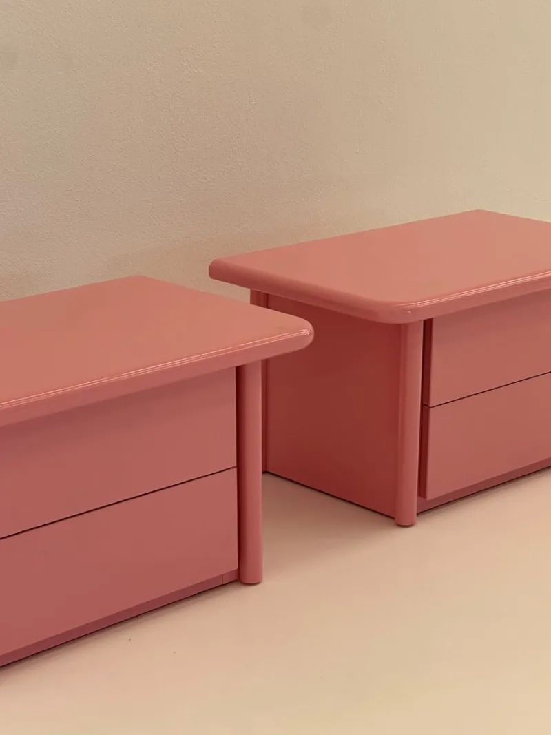Pamono Pink Lacquered Wooden Bedside Tables, 1980s, Set of 2> Nightstands