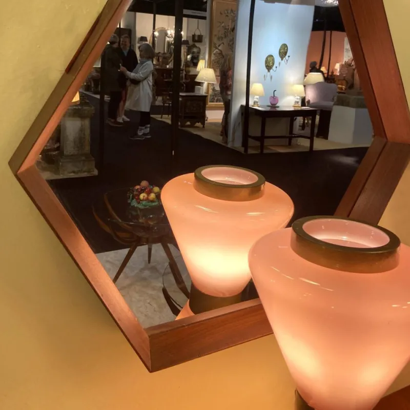 Pamono Pink Murano Hourglass Table Lamp, 1960s> Table Lamps
