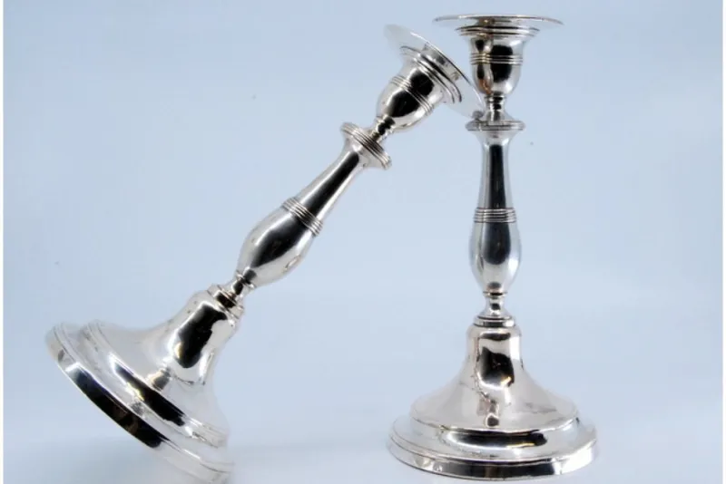 Pamono Plain Silver Candlesticks, Set of 2> Candleholders