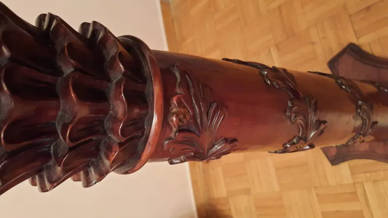 Pamono Plant Column Stand in Mahogany, 1930s> Planters And Jardiniere