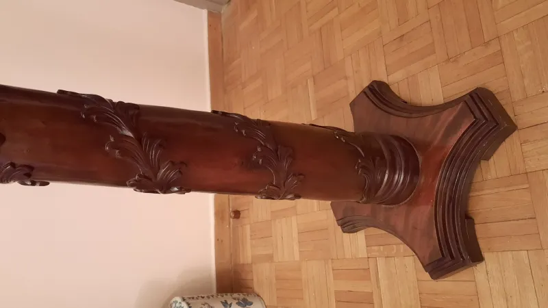 Pamono Plant Column Stand in Mahogany, 1930s> Planters And Jardiniere
