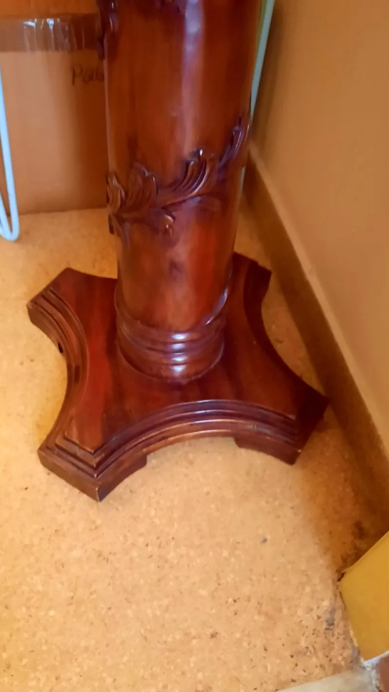 Pamono Plant Column Stand in Mahogany, 1930s> Planters And Jardiniere
