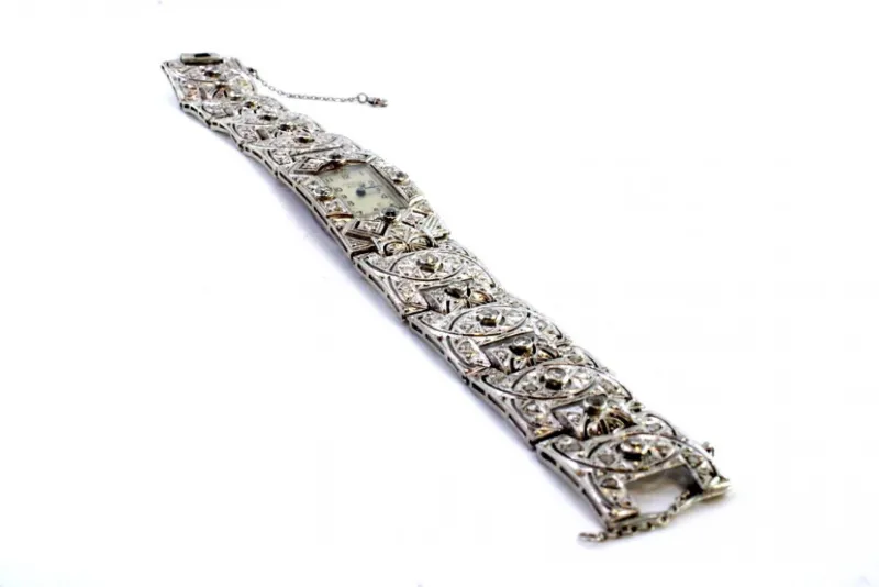 Pamono Platinum Watch with Articulated Bracelet, Brilliant-Cut Diamonds and Chips, with Safety Chain> Watches