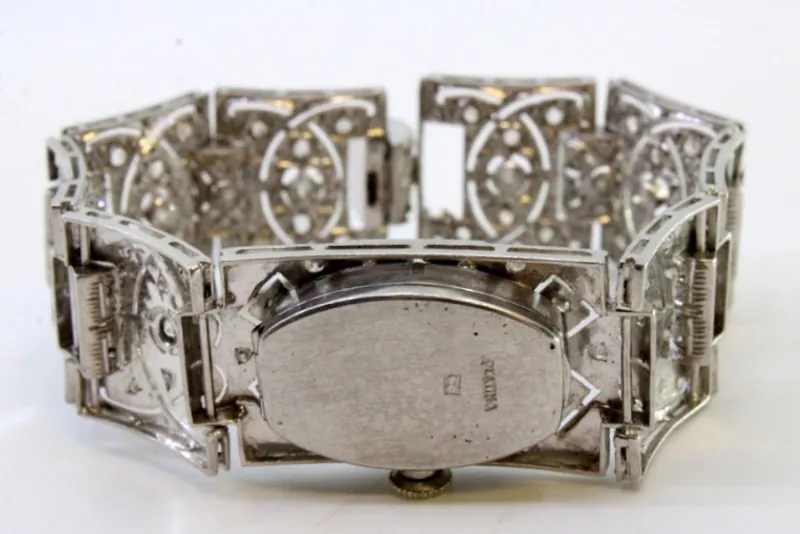 Pamono Platinum Watch with Articulated Bracelet, Brilliant-Cut Diamonds and Chips, with Safety Chain> Watches