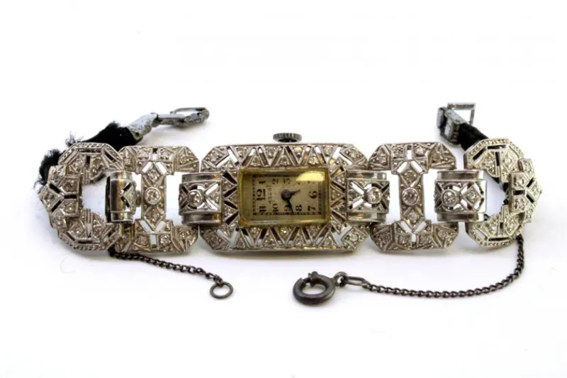Pamono Platinum Watch with Articulated Bracelet, Brilliant-Cut Diamonds and Safety Chain> Watches