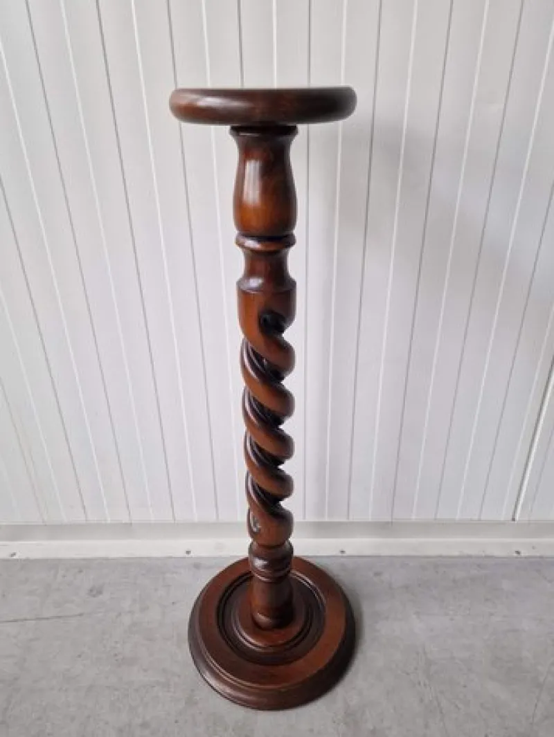 Best Pamono Podium Column in Wood