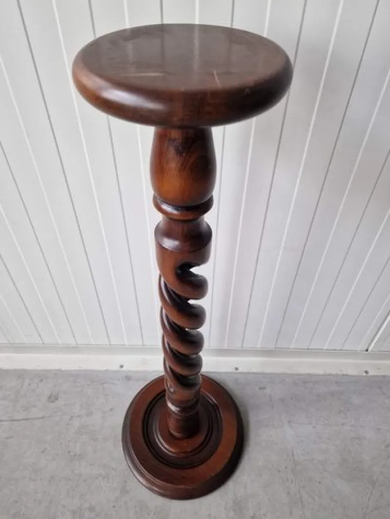 Best Pamono Podium Column in Wood