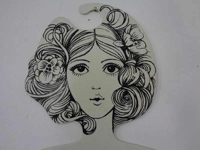 Pamono Pop Art Plastic Coat Hangers, 1960s, Set of 5> Racks, Hooks & Valets