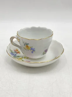 Discount Pamono Porcelain Coffee Cup and Saucer with Gold Rims from Meissen, Set of 2