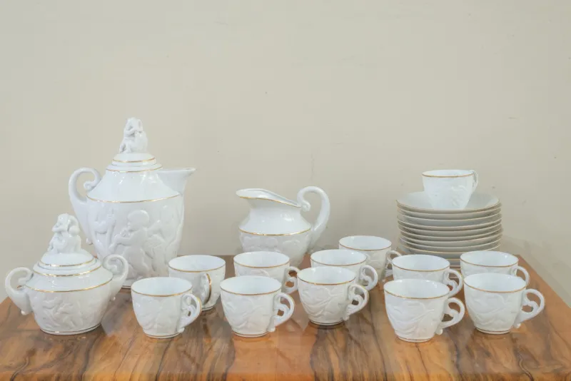 Clearance Pamono Porcelain Coffee Service by O. Castro for Dolmen, Galicia, Spain, 1950s, Set of 27