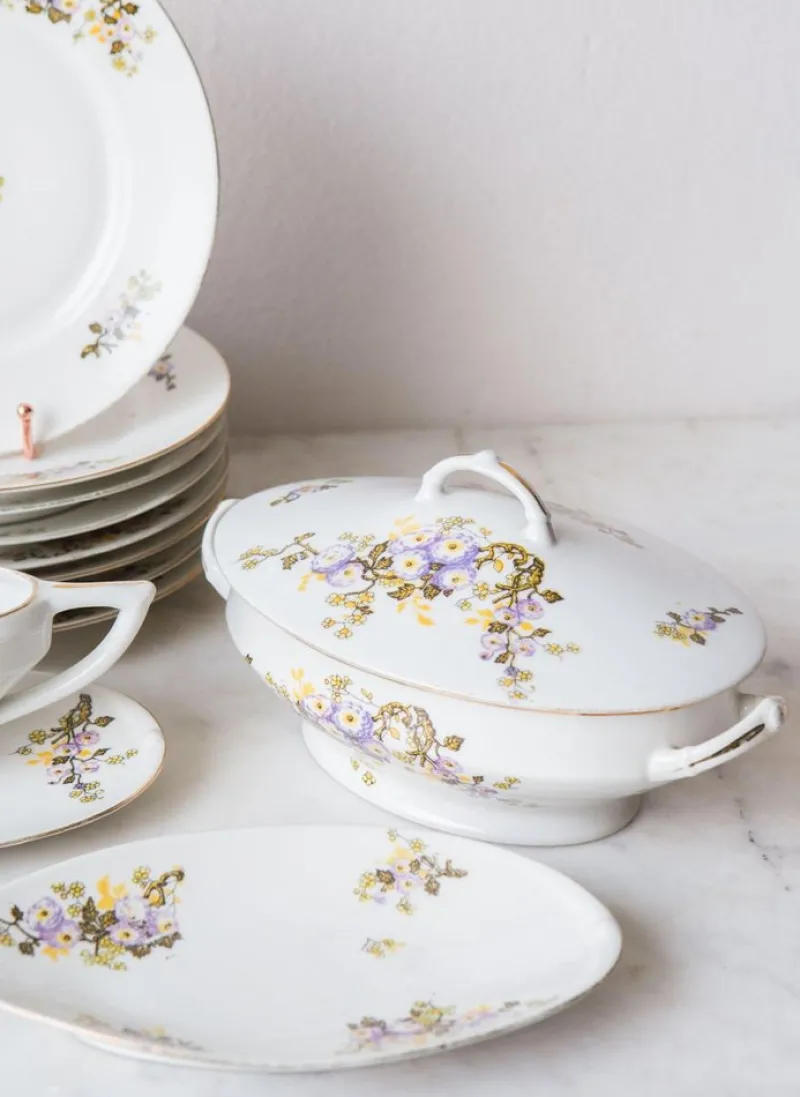Pamono Porcelain Dishes with Flowers from Limoges, 1940s, Set of 36> Dinner Plates & Bowls