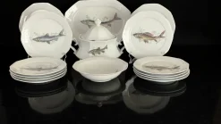 Pamono Porcelain Fish Service with Soup Tureen and Bowl by Winterling Marktleuthen, Bavaria, Germany, 1970s, Set of 15><noscript><img width=