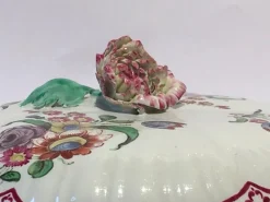 Pamono Porcelain Lidded Tureen with Floral Decor by Richard Ginori, Italy, 18th Century><noscript><img width=