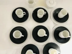 Hot Pamono Porcelain Noire Mocha Service by Tapio Wirkkala for Rosenthal, 20th Century, Set of 22