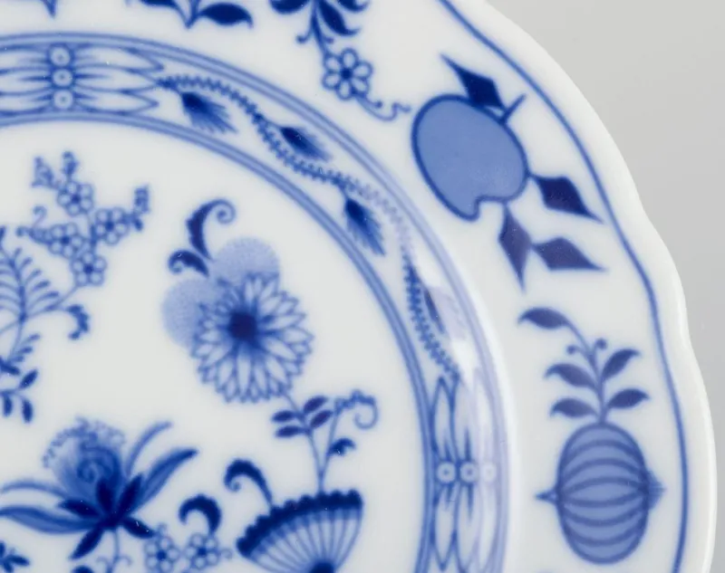 Pamono Porcelain Plates in Blue Onion Pattern, Bavaria, Germany, Set of 12> Dinner Plates & Bowls
