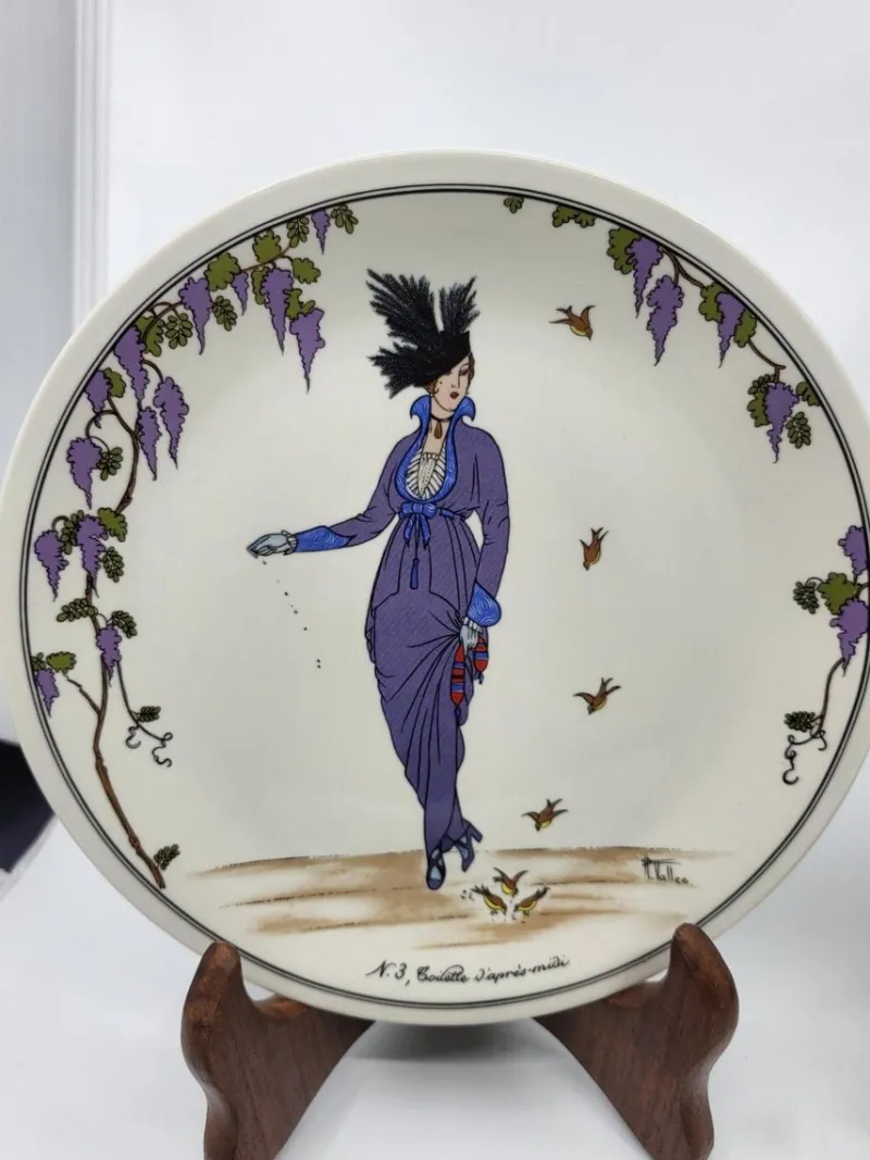 Pamono Porcelain Plates with Art Deco Decor from Villeroy & Boch, 1980s, Set of 4> Dinner Plates & Bowls