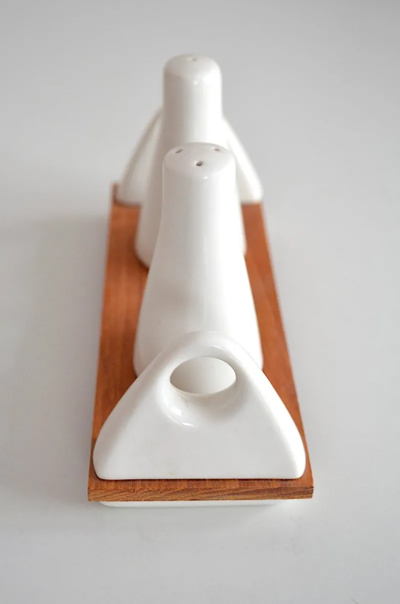 Pamono Porcelain Salt & Pepper Set by Peter Müller for Sgarfo Modern, 1960s> Salt & Pepper Shakers