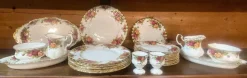 Pamono Porcelain Set by Royal Albert, 1960s, Set of 36><noscript><img width=