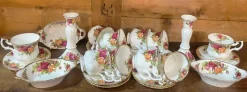 Pamono Porcelain Set by Royal Albert, 1960s, Set of 36><noscript><img width=