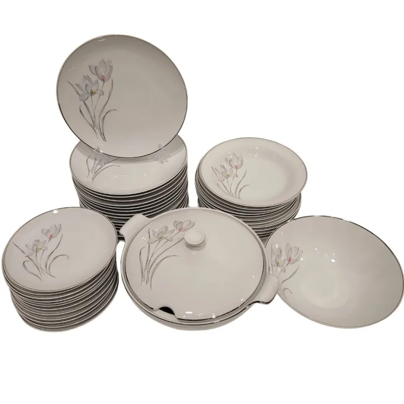 Clearance Pamono Porcelain Tableware Flowers from Eschenbach, Germany, 1950s, Set of 55