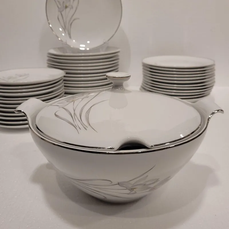 Clearance Pamono Porcelain Tableware Flowers from Eschenbach, Germany, 1950s, Set of 55