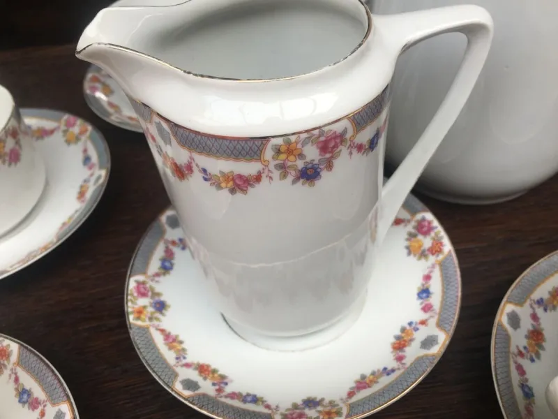 Sale Pamono Porcelain Tea / Coffee Service for 10 People, 1911-1927, Set of 25