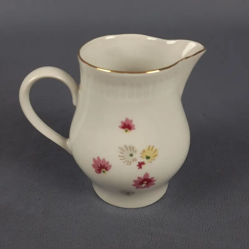 New Pamono Porcelain Tea Service with White and Gold Flowers from Stadtlengsfeld, 1970s, Set of 23