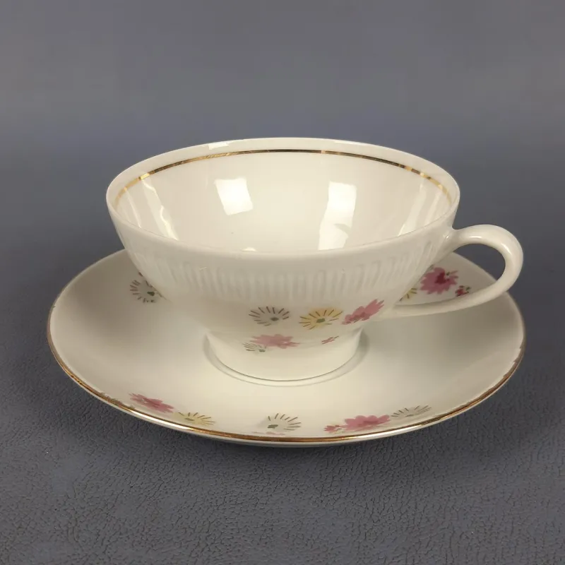 New Pamono Porcelain Tea Service with White and Gold Flowers from Stadtlengsfeld, 1970s, Set of 23